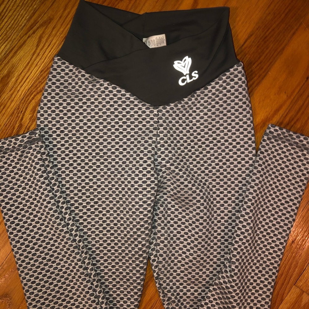 Clssportswear grey textured scrunch leggings